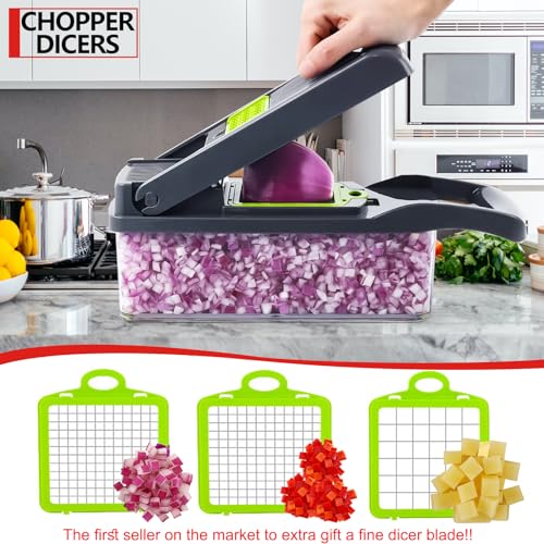 Compact Vegetable Chopper with Container K443658