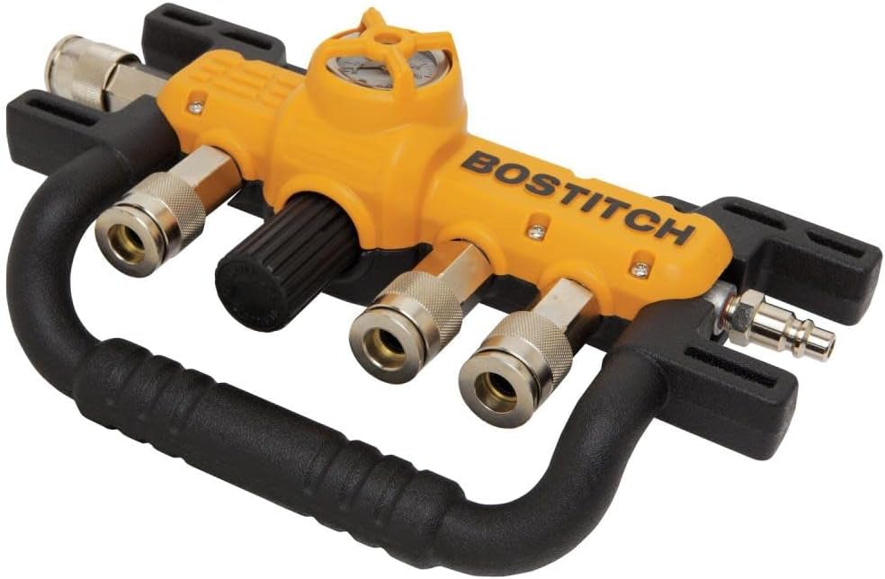 DeWalt D55040 Quadraport Air Line Splitter with Regulator Z783363