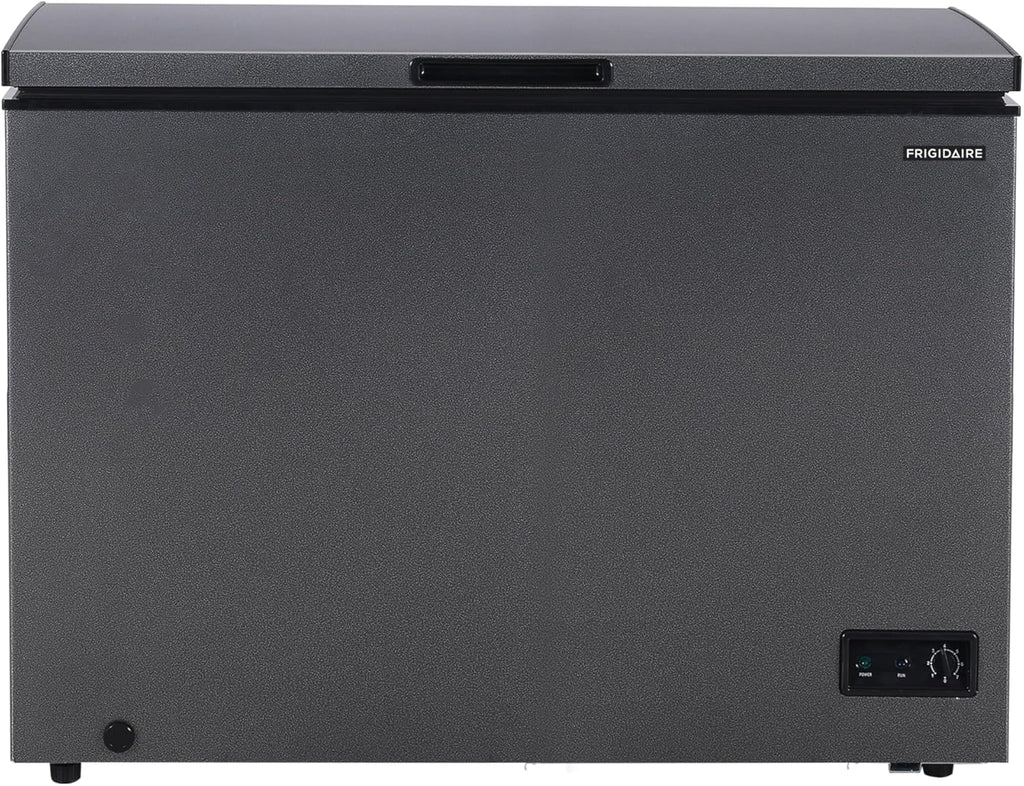 Frigidaire EFRF10136COM Chest Deep Freezer, 10 Cu. Ft. O3384