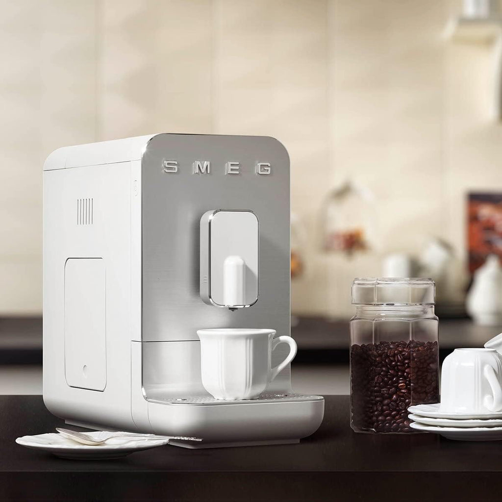 Smeg Fully Automatic Coffee Machine White C8586