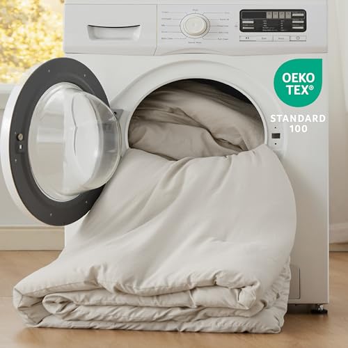 Bedsure Comforter Set, Prewashed Soft 3-Piece Bedding, Lightweight Comforter with 2 Pillowcases S37260