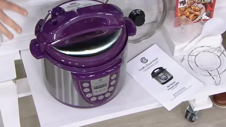 COOK'S ESSENTIALS 4QT Digital Pressure Cooker with Lid P341