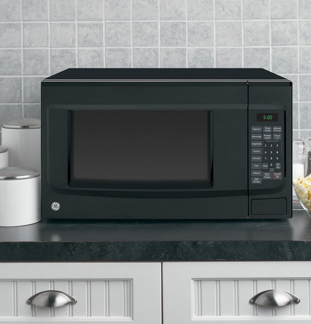 GE APPLIANCES JES1460DSBB Countertop Microwave 1.4 cu ft Black A366498
