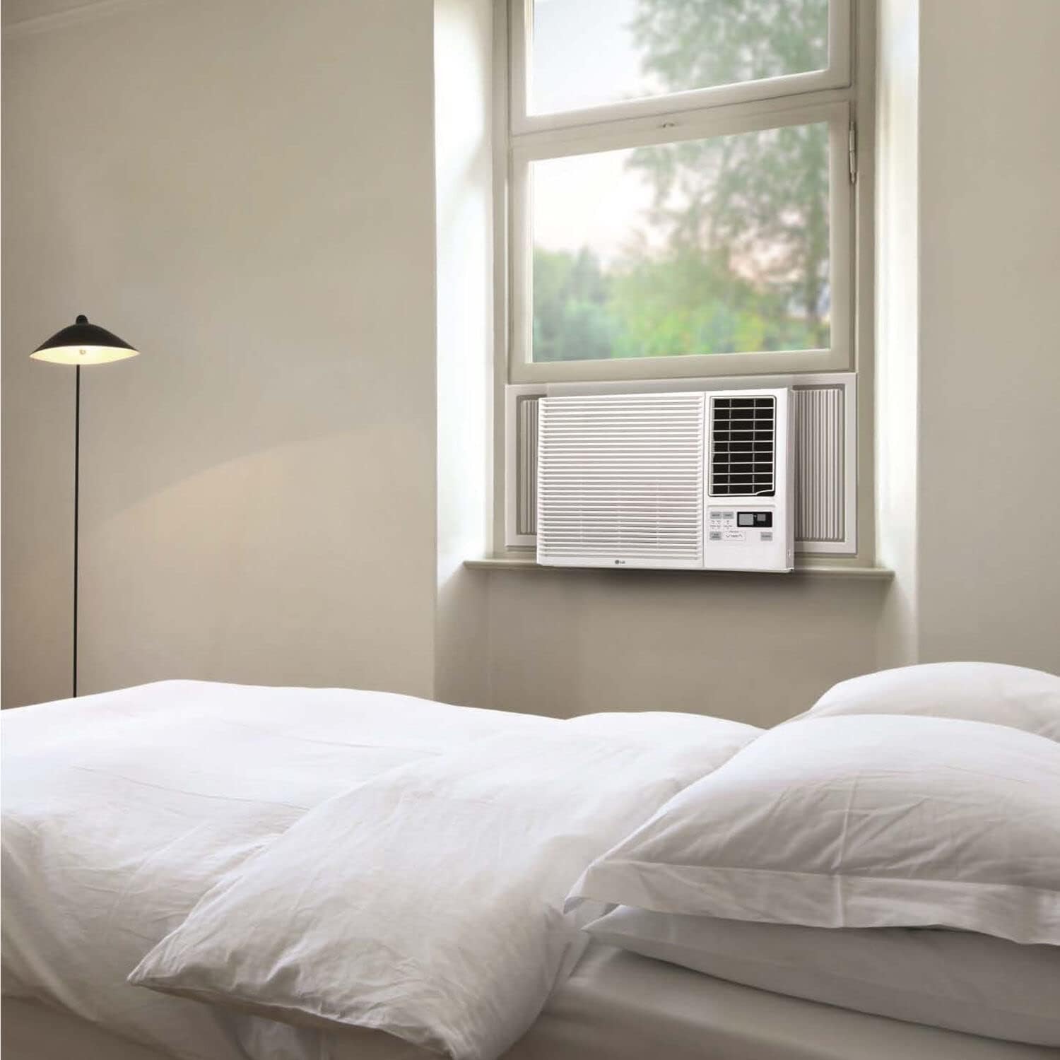 LG 23,000 BTU 230V Window-Mounted Air Conditioner with Supplemental Heat C191