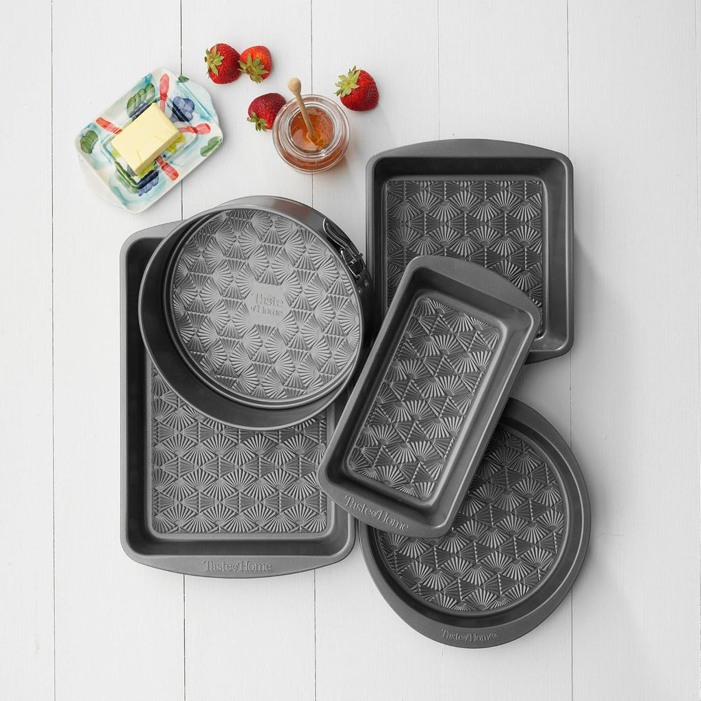 Taste of Home® 5-Piece Non-Stick Metal Bakeware Set K8436