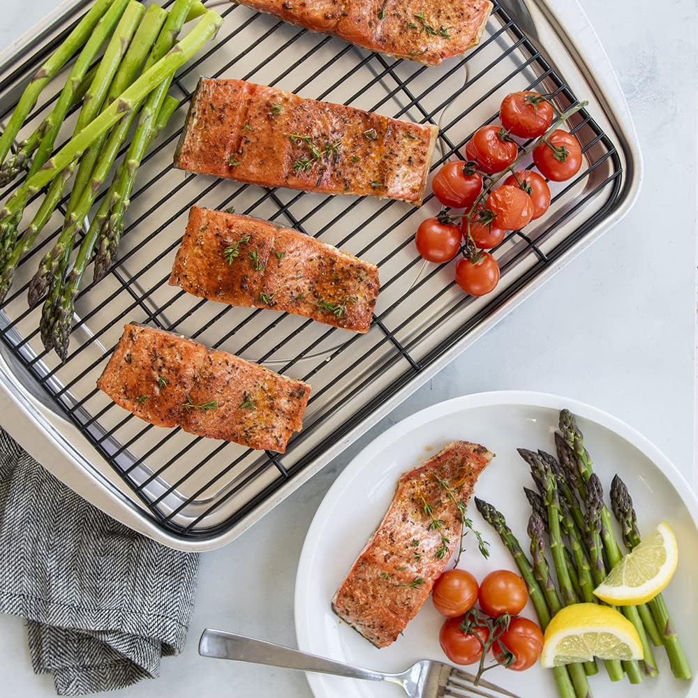 Nordic Ware Oven Crisp Baking Tray, 17.1 x 12.4 x 1.4 inches, Natural V4437